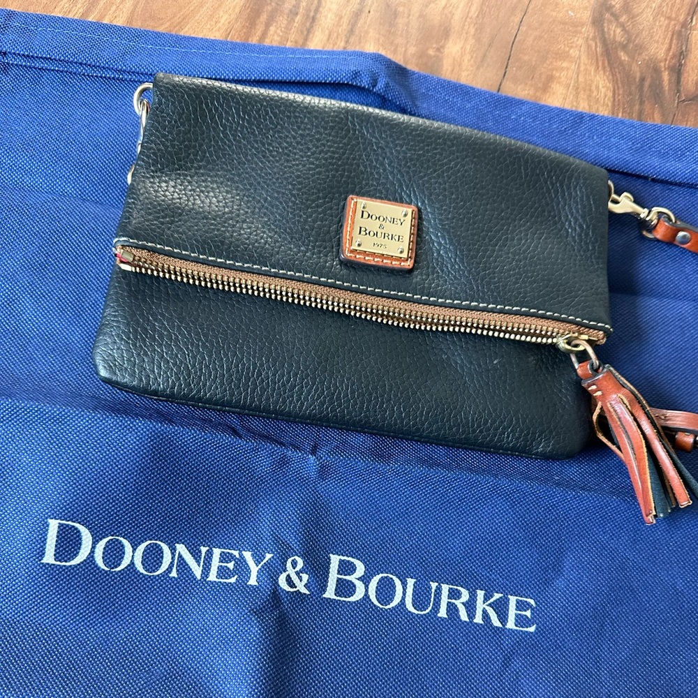 Dooney & Bourke Crossbody